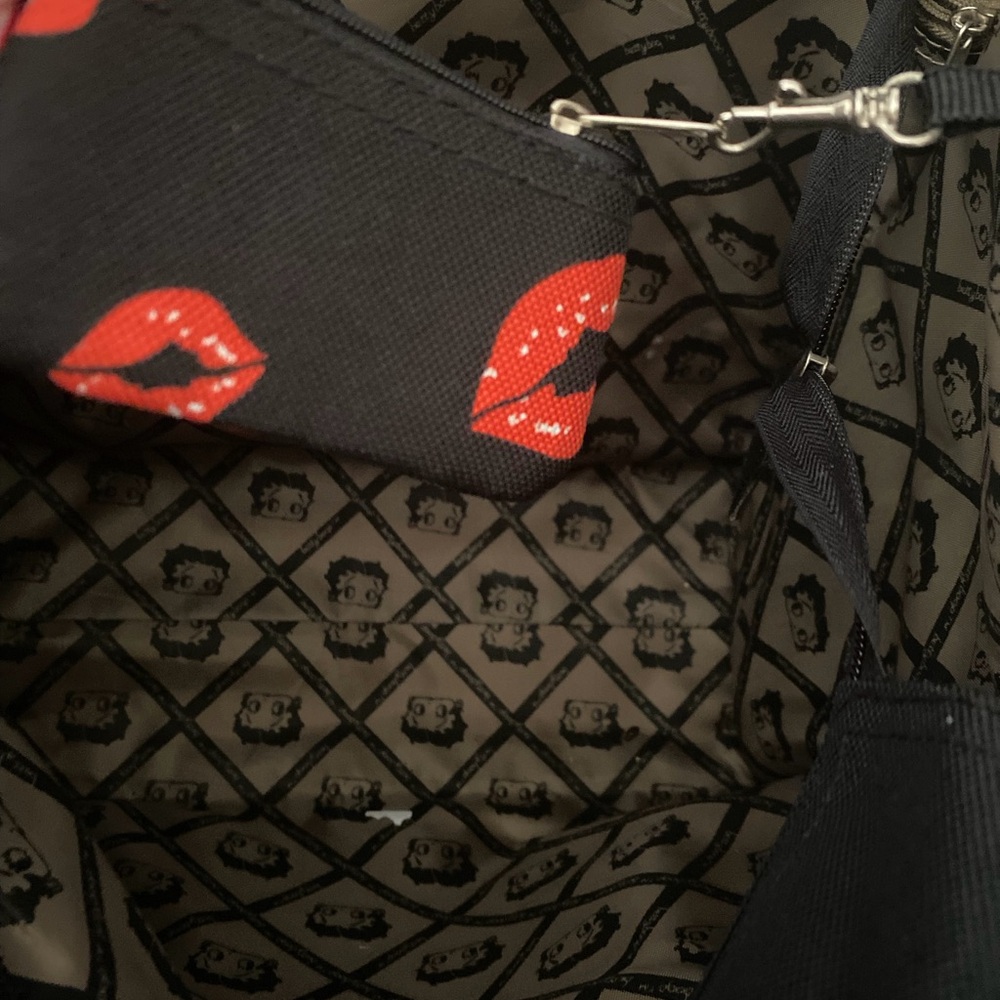Betty Boop Black Shoulder / Tote Bag with Designs - Picture 6 of 14